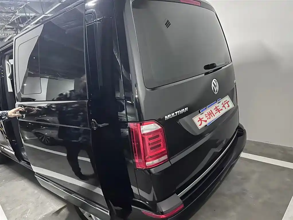 Volkswagen Multivan 2.0TSI 4WD Premium Edition 7 seats, фото 16