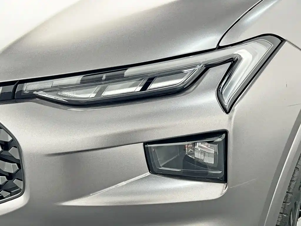 Ford Mondeo — миниатюра 9