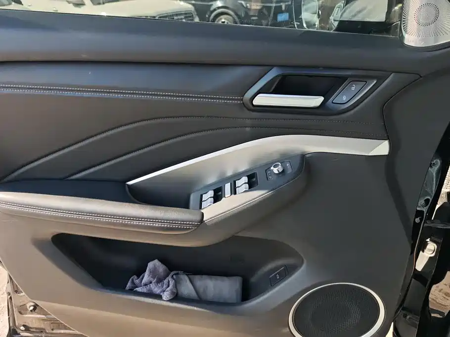 Wey Wey VV6 — миниатюра 7