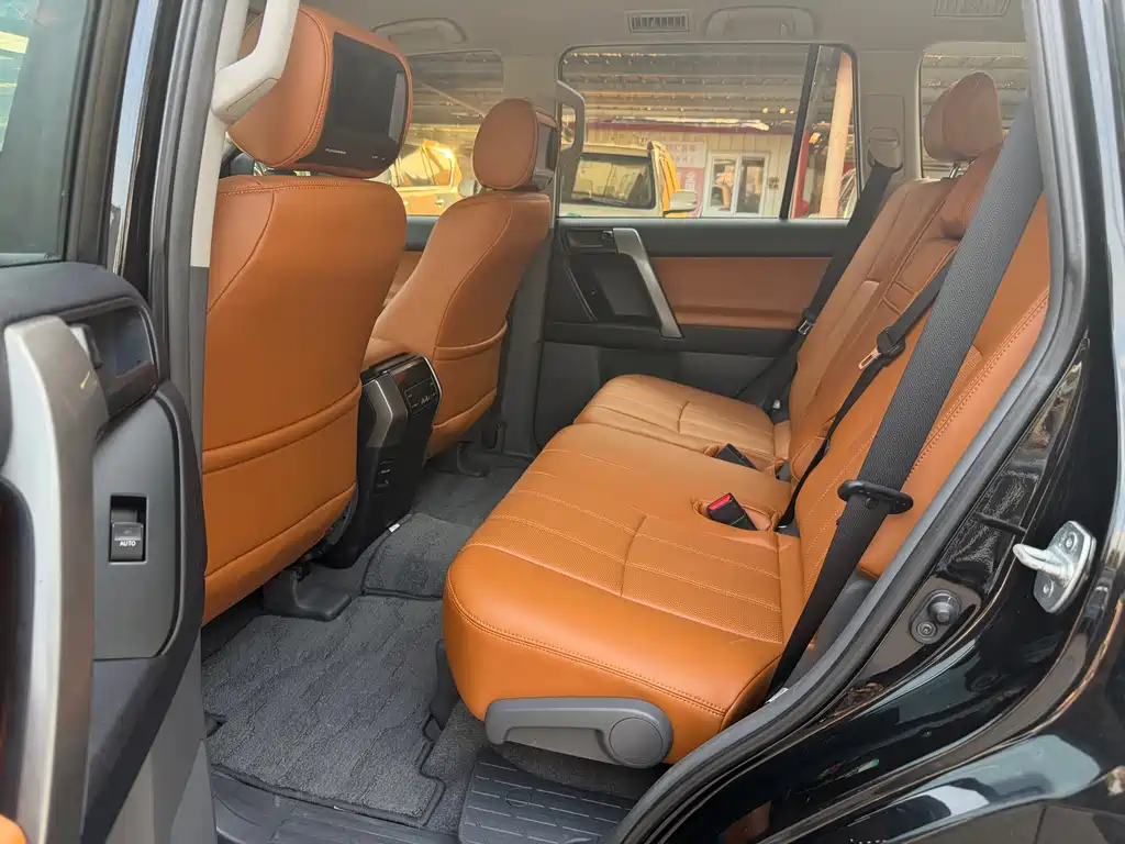 Toyota Land Cruiser Prado 2012 2.7L