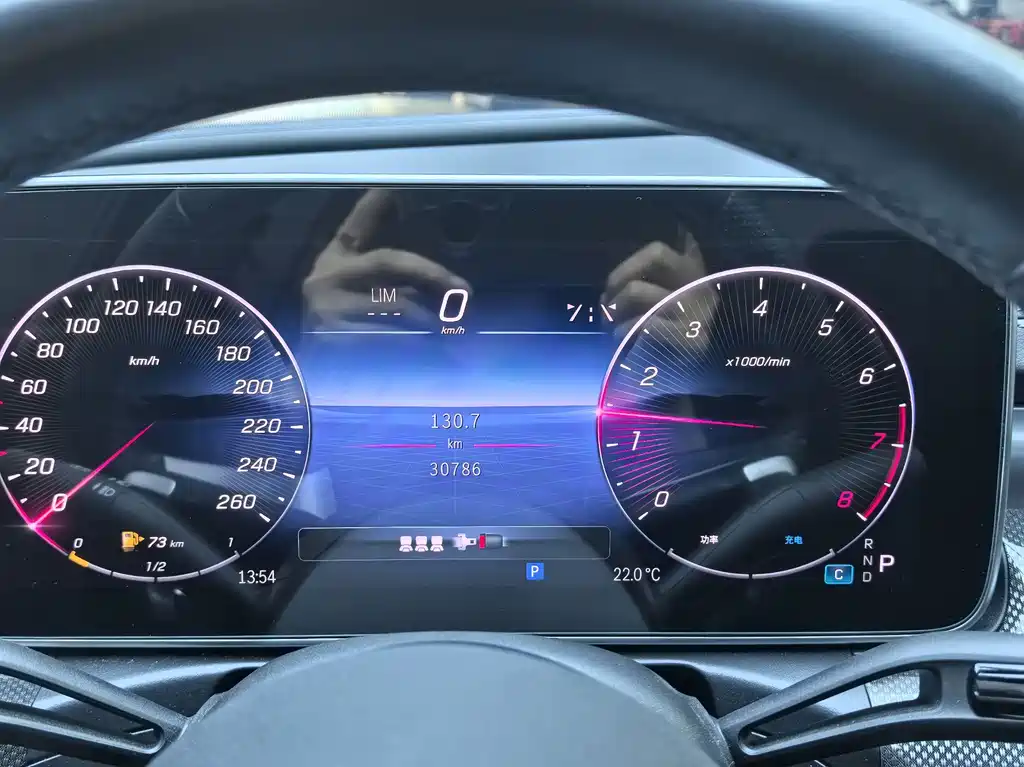 Mercedes-Benz C-Class — миниатюра 7