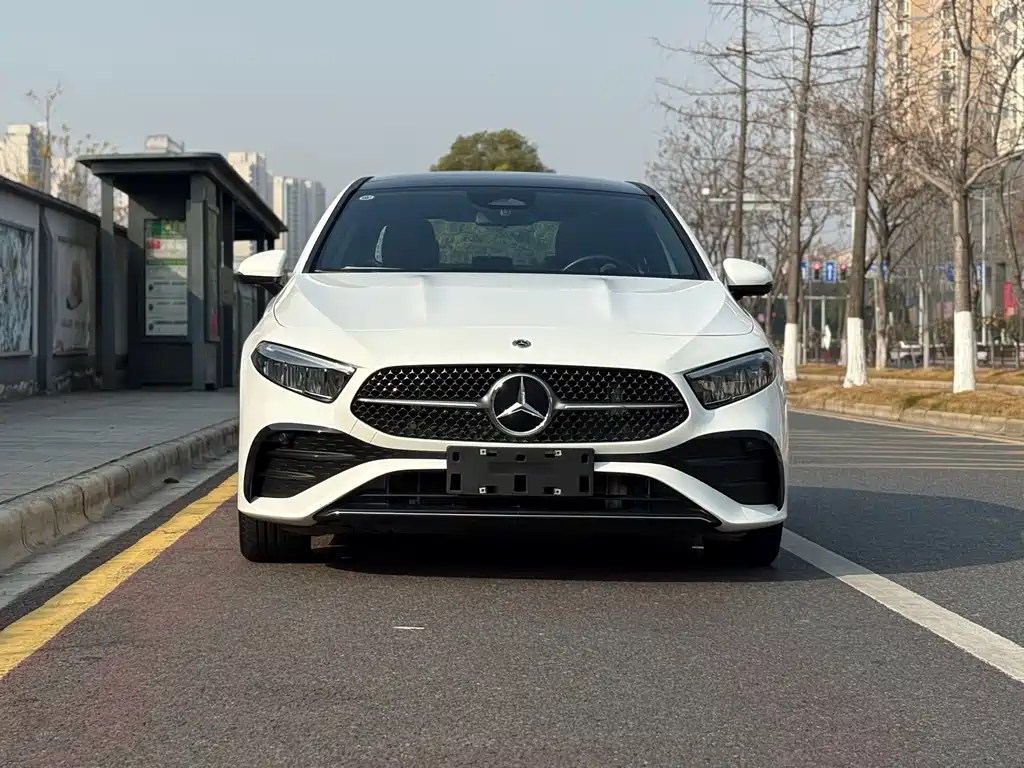 MERCEDES-BENZ A CLASS