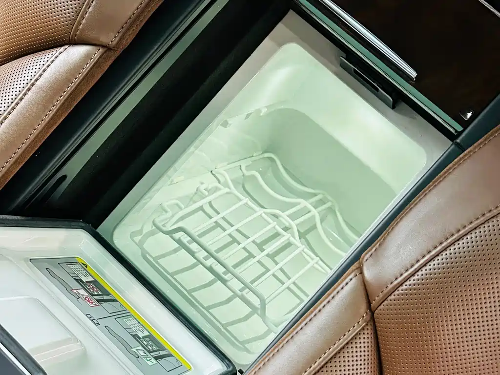 Audi A8 — миниатюра 22