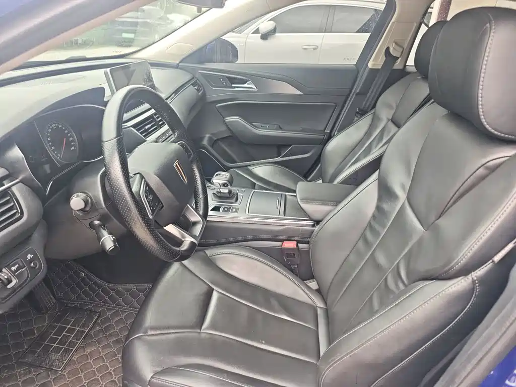 Hongqi Hongqi H5 — миниатюра 7