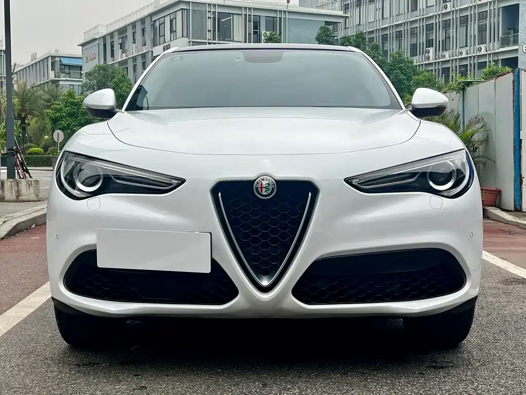 Alfa Romeo Stelvio — миниатюра 2