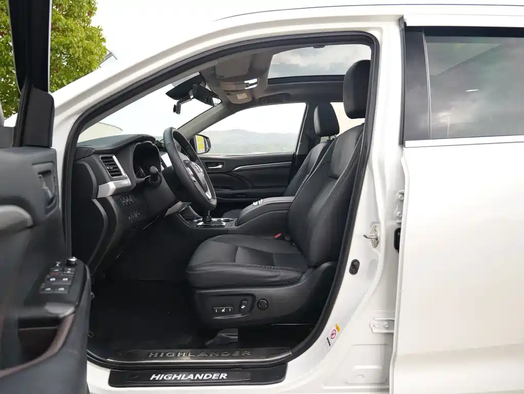 Toyota Highlander — миниатюра 14