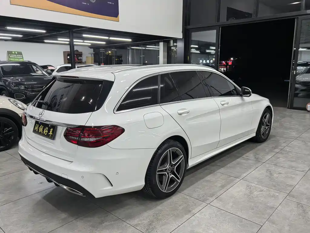 MERCEDES-BENZ C CLASS