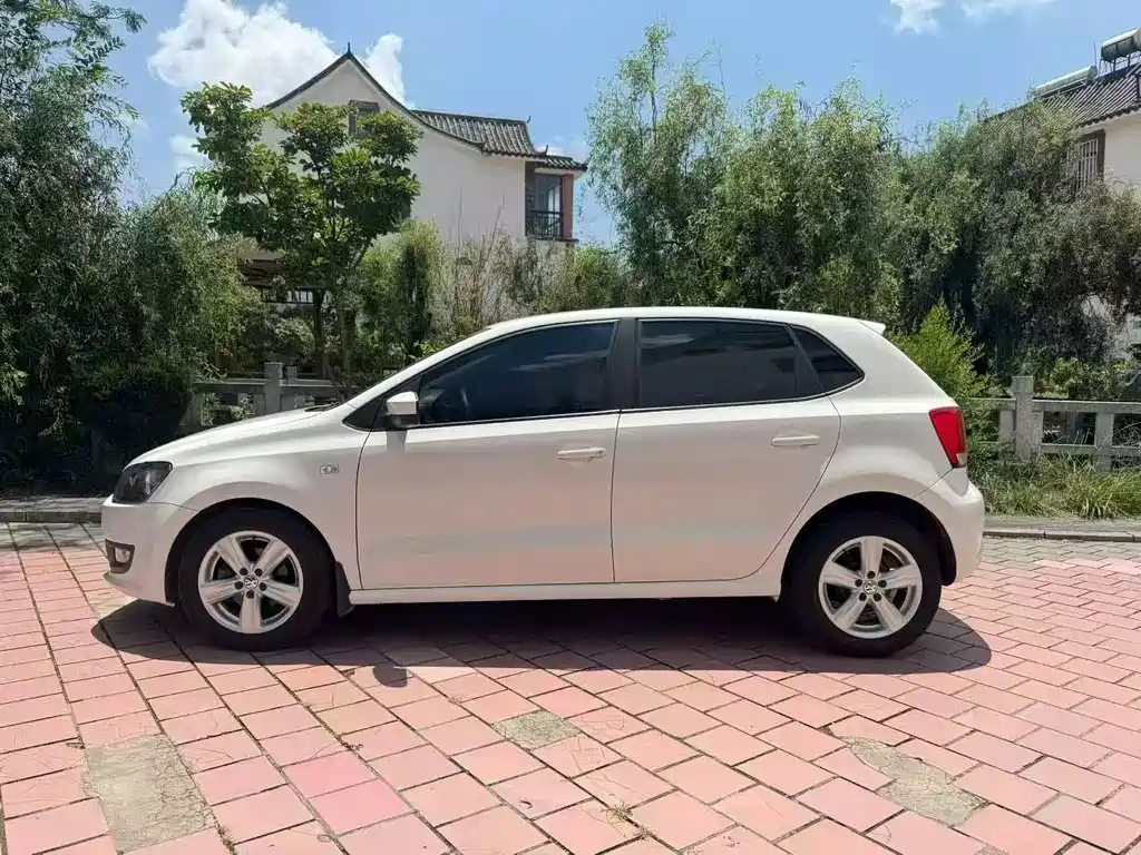 Volkswagen Polo — миниатюра 3