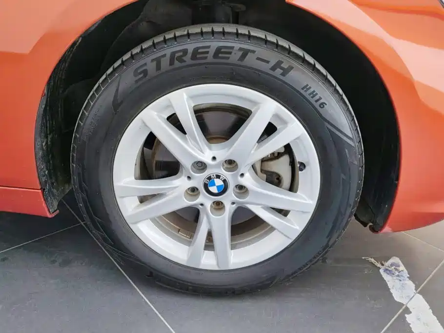 BMW 2 Series Active Tourer — миниатюра 6