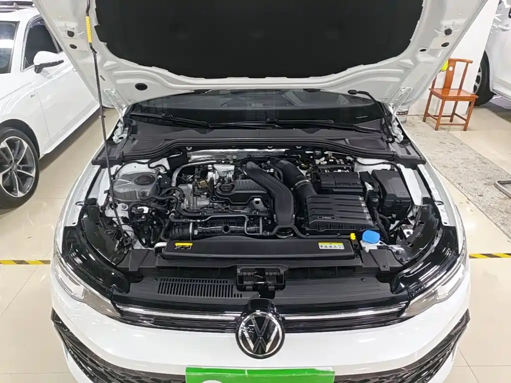 Volkswagen Golf — миниатюра 20