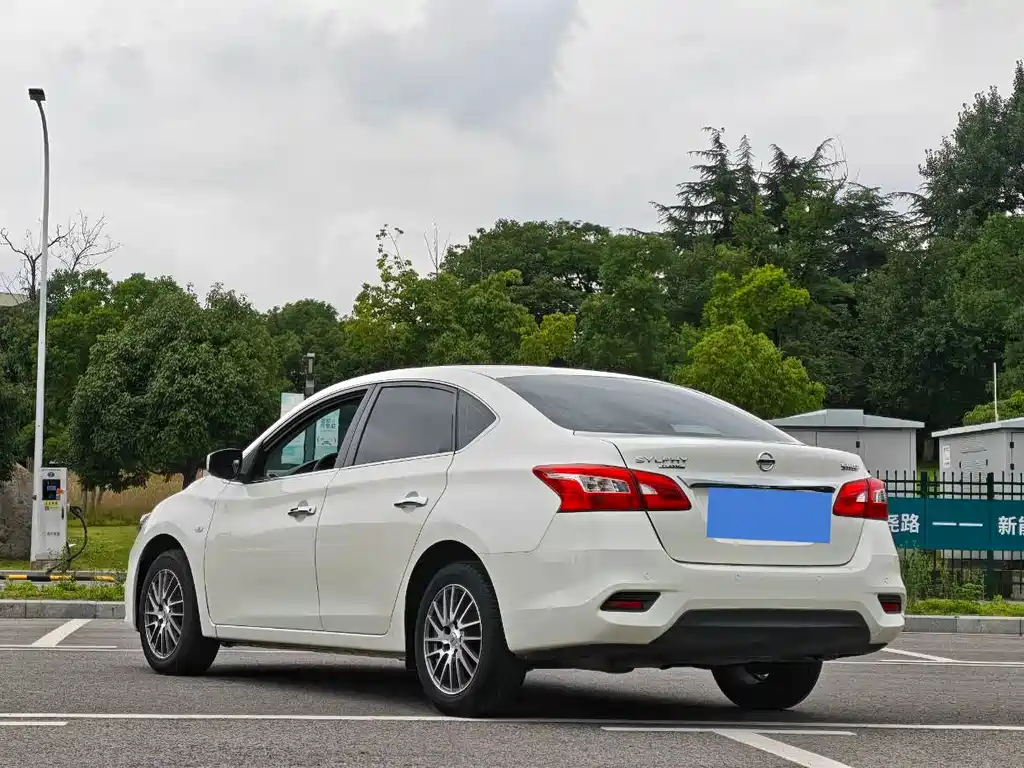 Nissan Sylphy 2019 1.6XE CVT Comfort