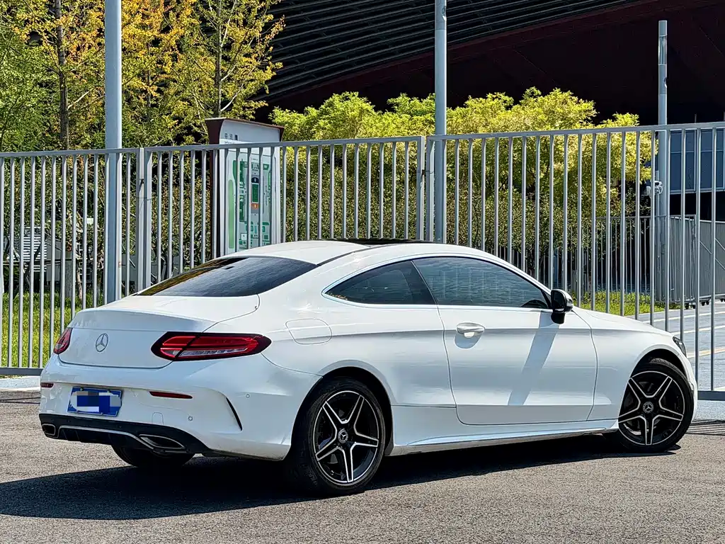 Mercedes-Benz C-Class (Import) — миниатюра 5