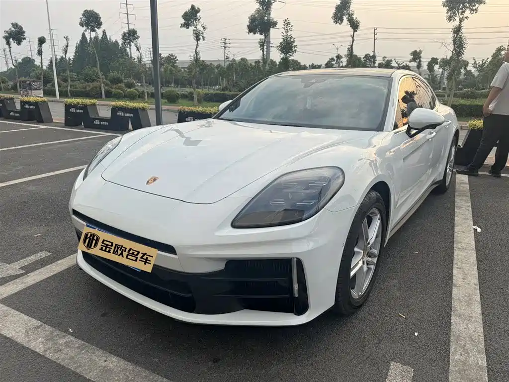 Купить Porsche Panamera
