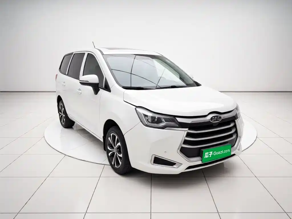 JAC Refine R3 — миниатюра 3