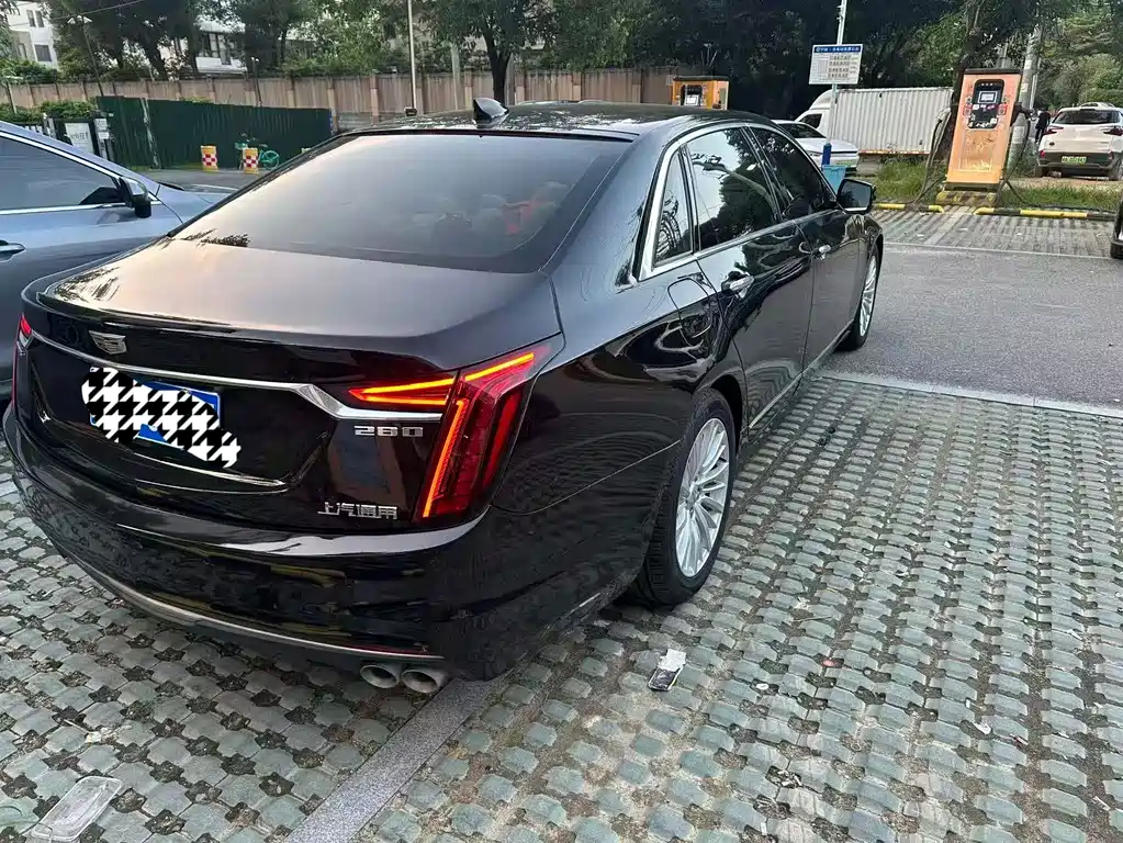 Cadillac CT6 — миниатюра 8