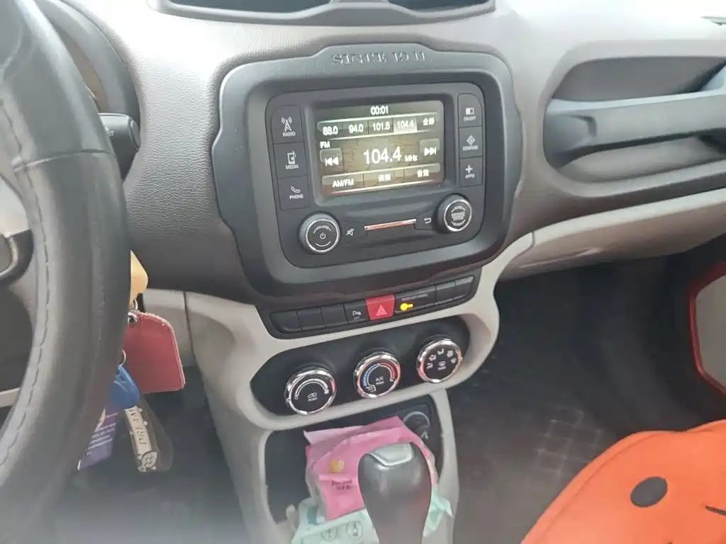 Jeep Renegade — миниатюра 14