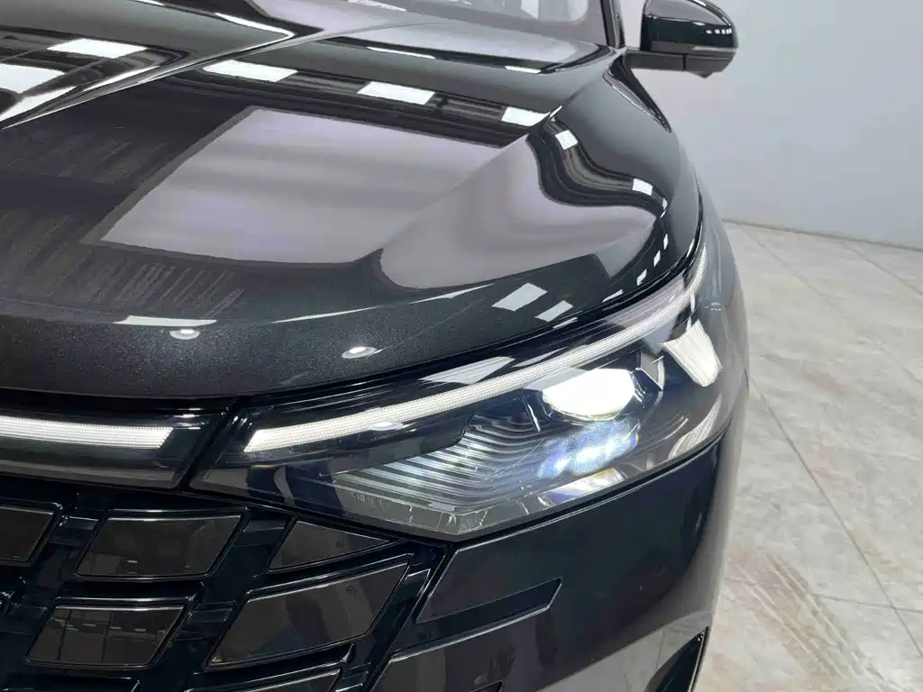 Jetta VS8 — миниатюра 24