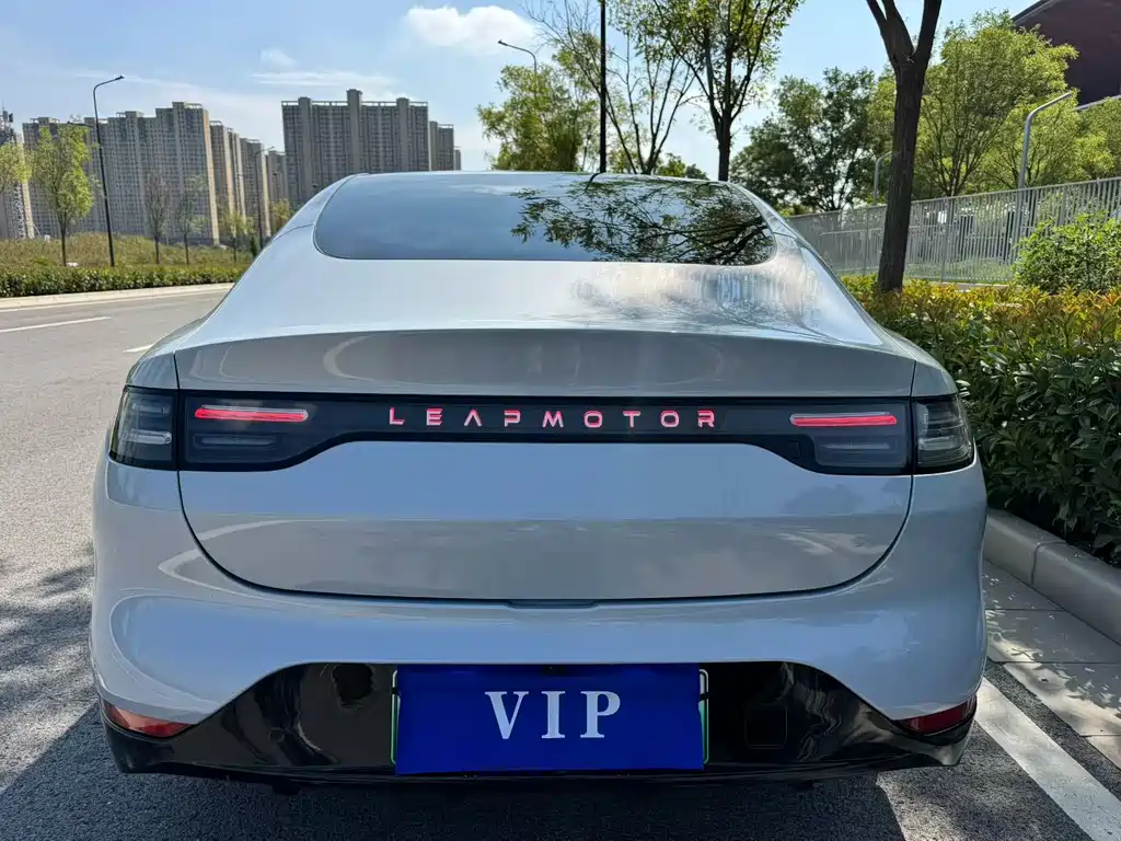 Leapmotor Leapmotor C01 — миниатюра 8