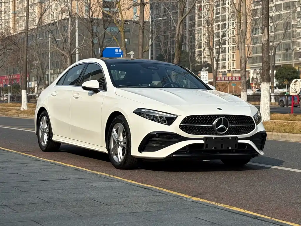 MERCEDES-BENZ A CLASS
