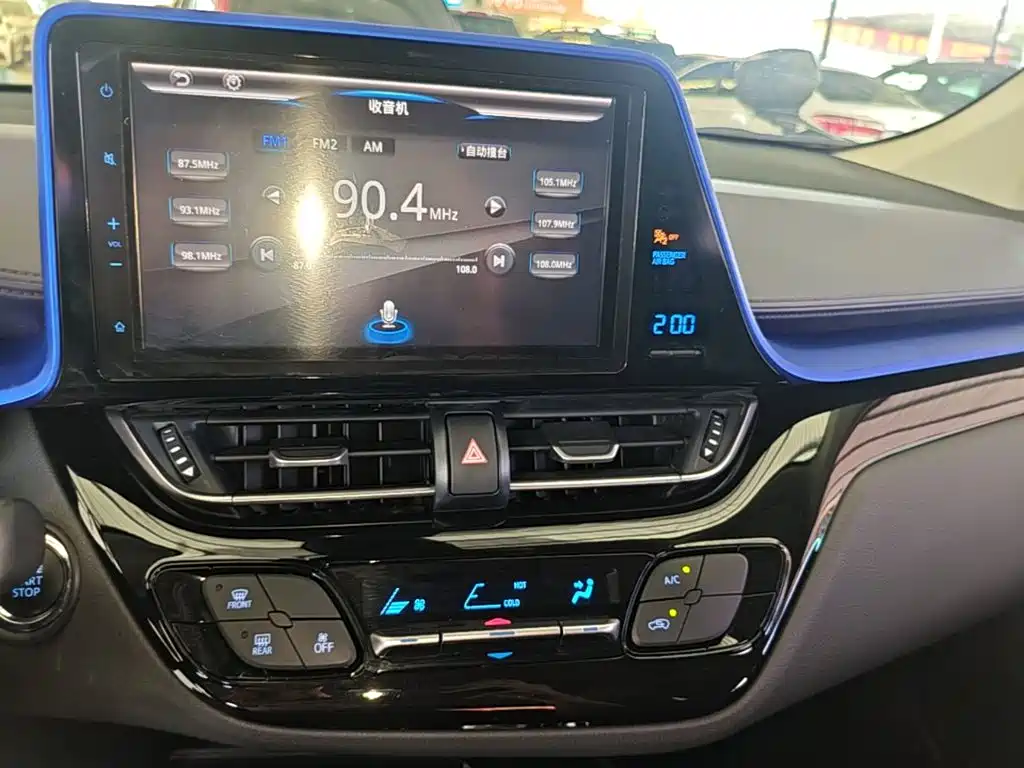 Toyota C-HR — миниатюра 13