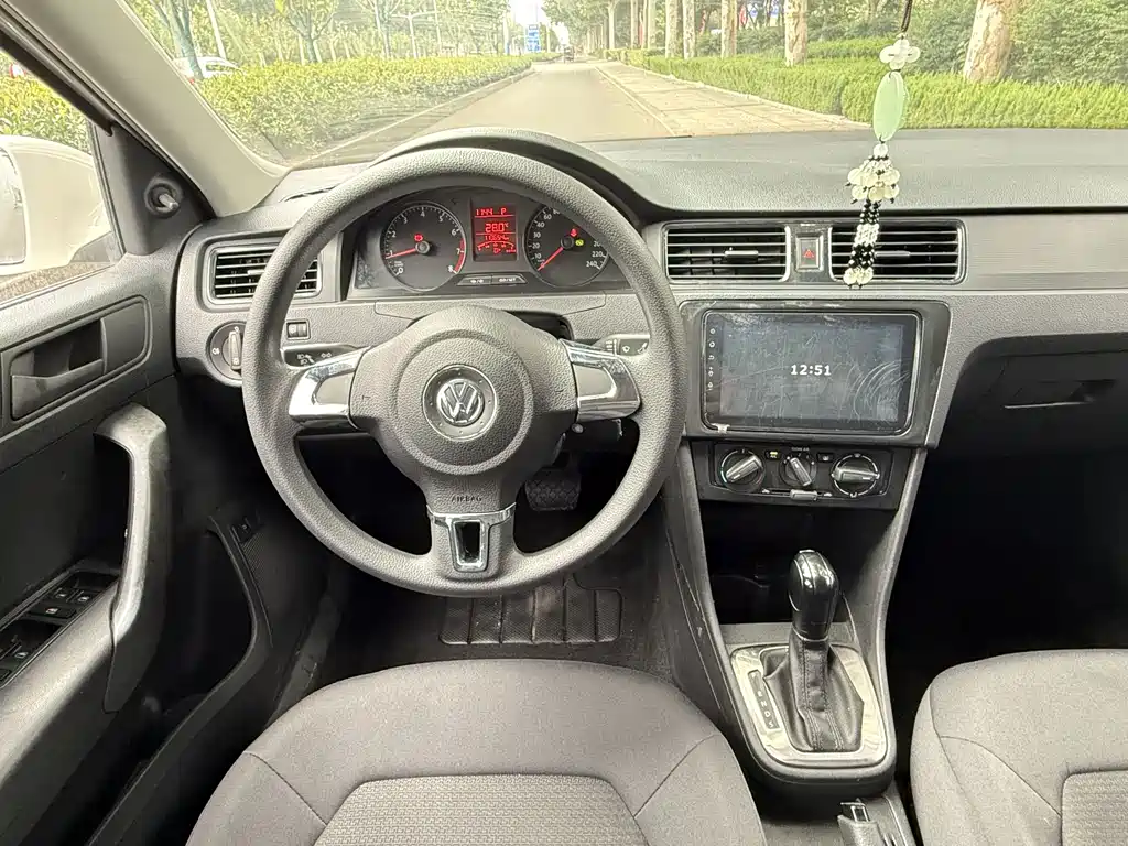 Volkswagen Santana — миниатюра 14
