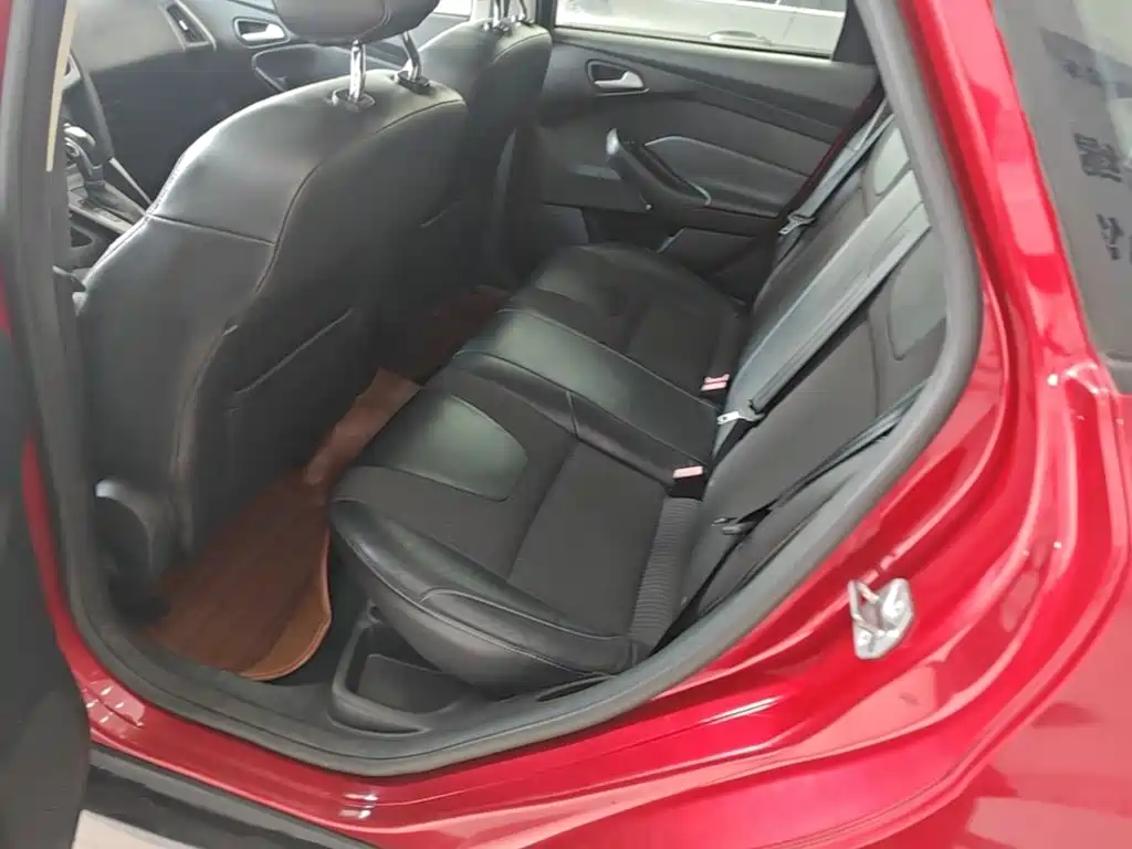 Ford Focus — миниатюра 17
