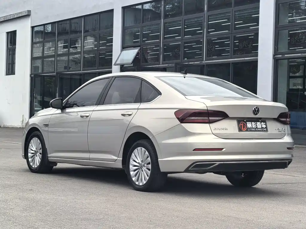 Volkswagen Lavida — миниатюра 7