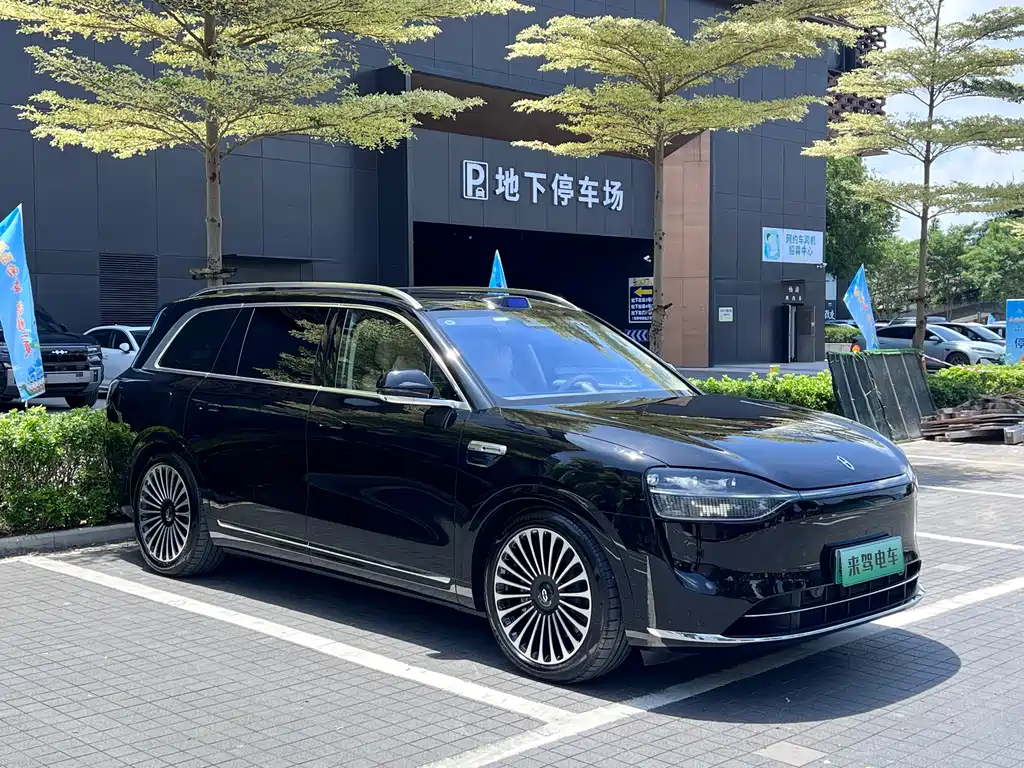 Aito M9 2025 Ultra 52kWh 6 мест (192 )
