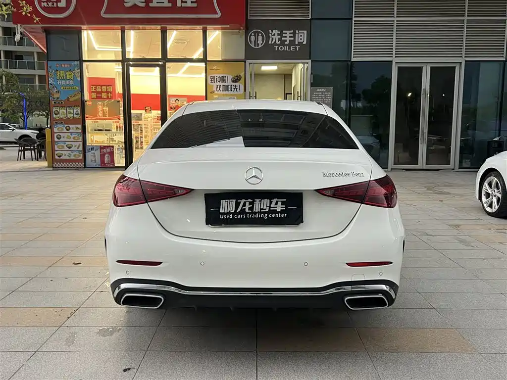 Mercedes-Benz C-Class — миниатюра 8