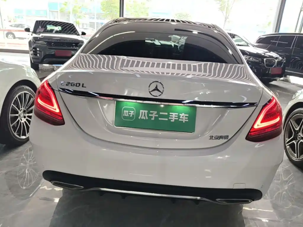 Mercedes-Benz C-Class — миниатюра 6