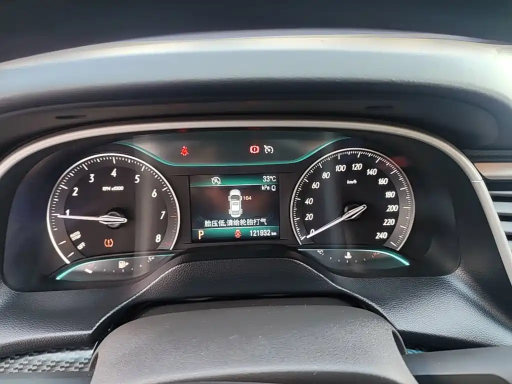 Buick Excelle — миниатюра 12