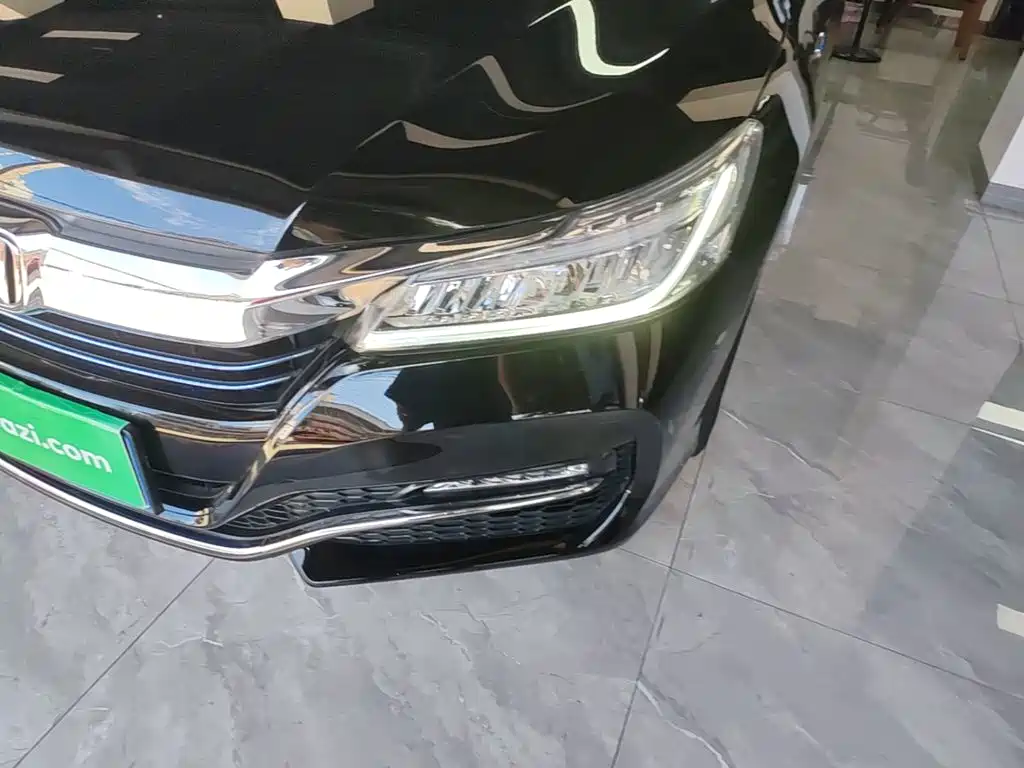 Honda Accord — миниатюра 24