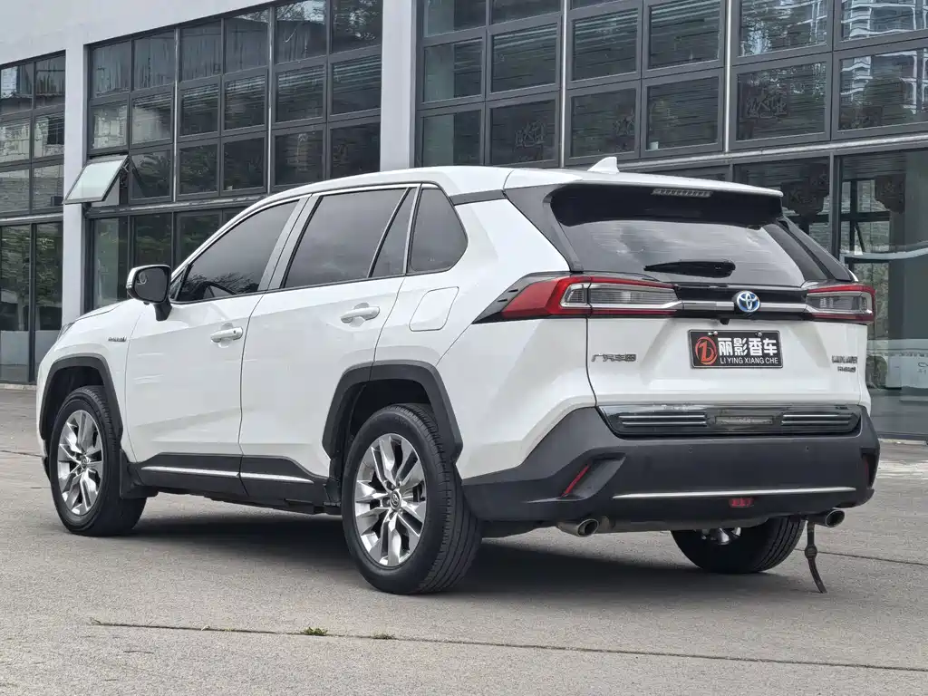 Toyota Wildlander — миниатюра 6