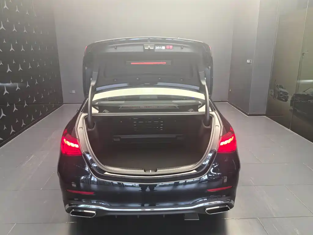 Mercedes-Benz C-Class C 2026 C 260 L Sport