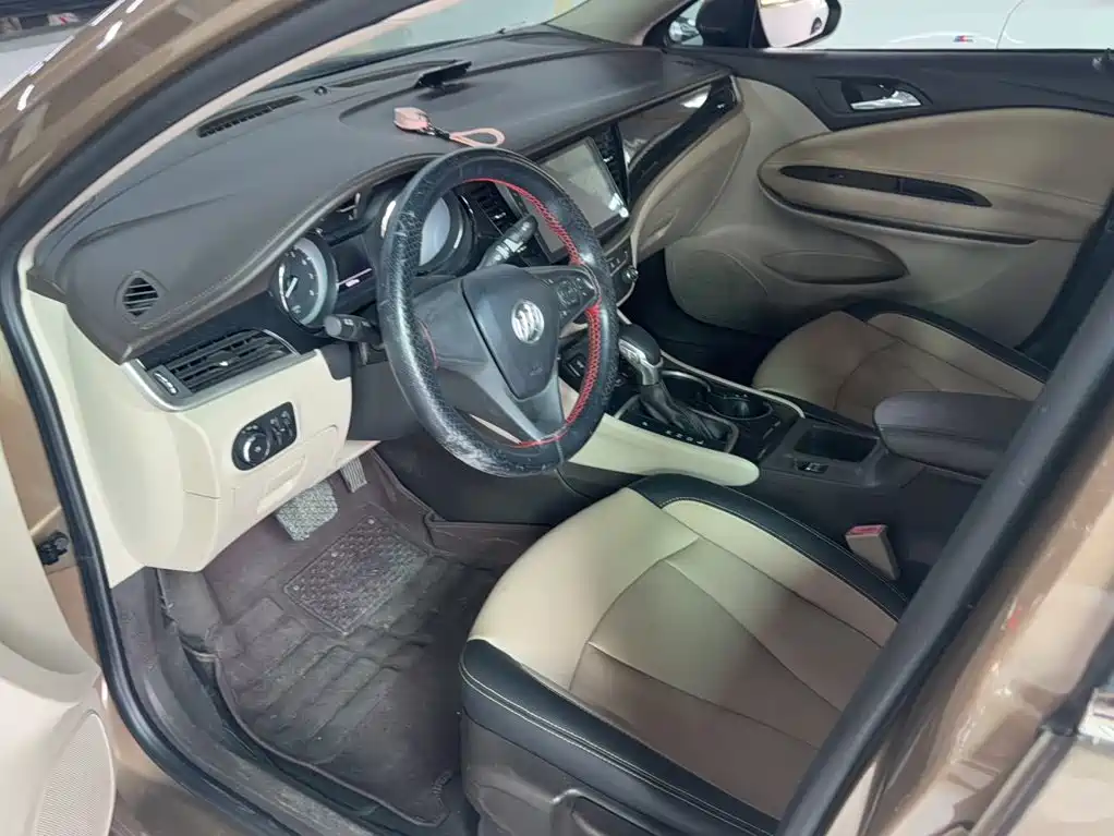 Buick Verano — миниатюра 12