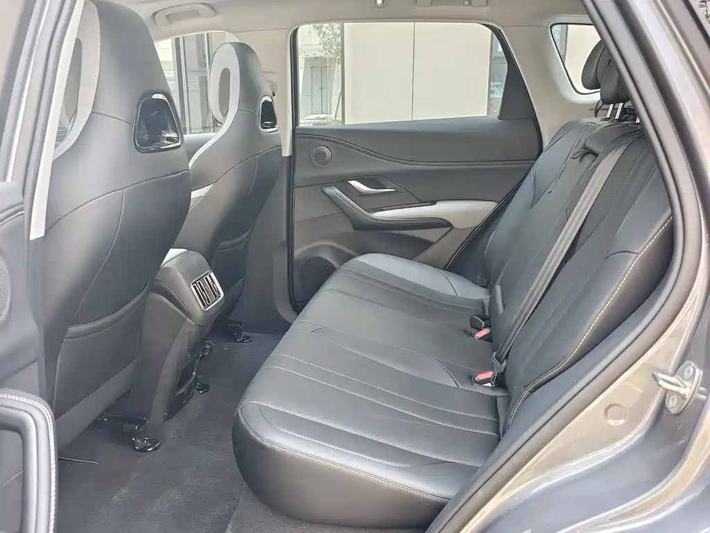 BYD 05 DM-i 2025 DM-i Smart Drive 75KM Luxury