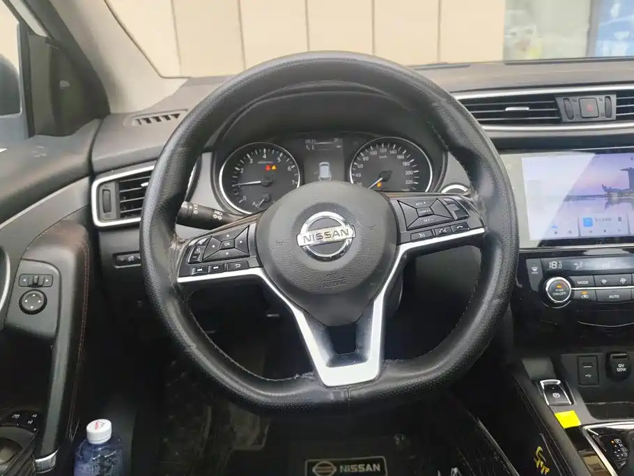 Nissan Qashqai — миниатюра 15