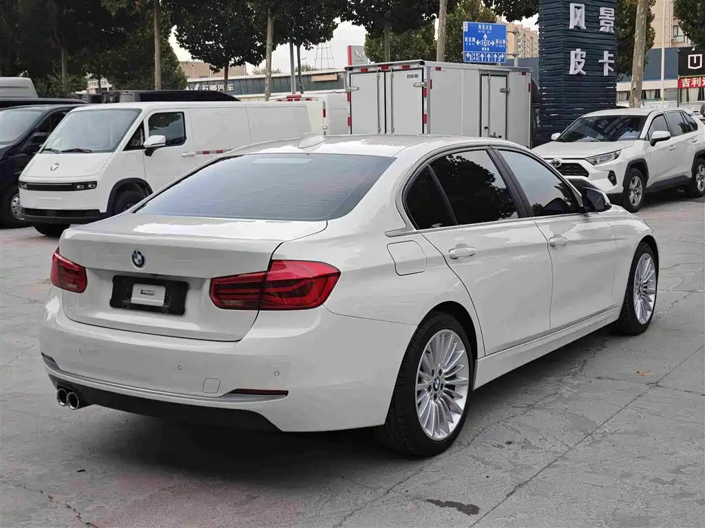 BMW 3 Series — миниатюра 4
