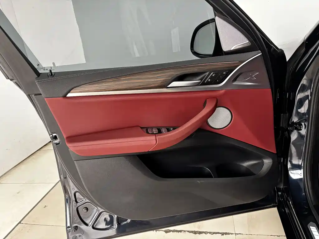 BMW X3 — миниатюра 10