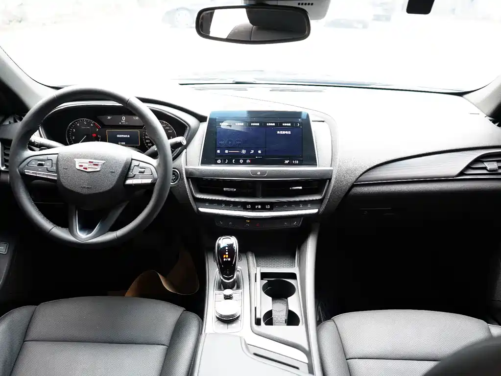 Cadillac CT5 — миниатюра 5