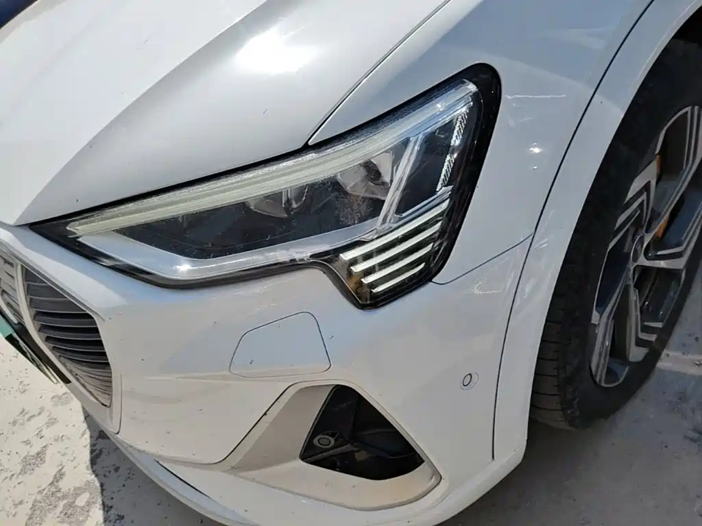 Audi e-tron — миниатюра 24