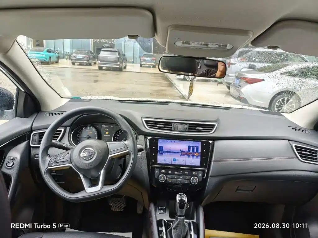 Nissan Qashqai — миниатюра 5