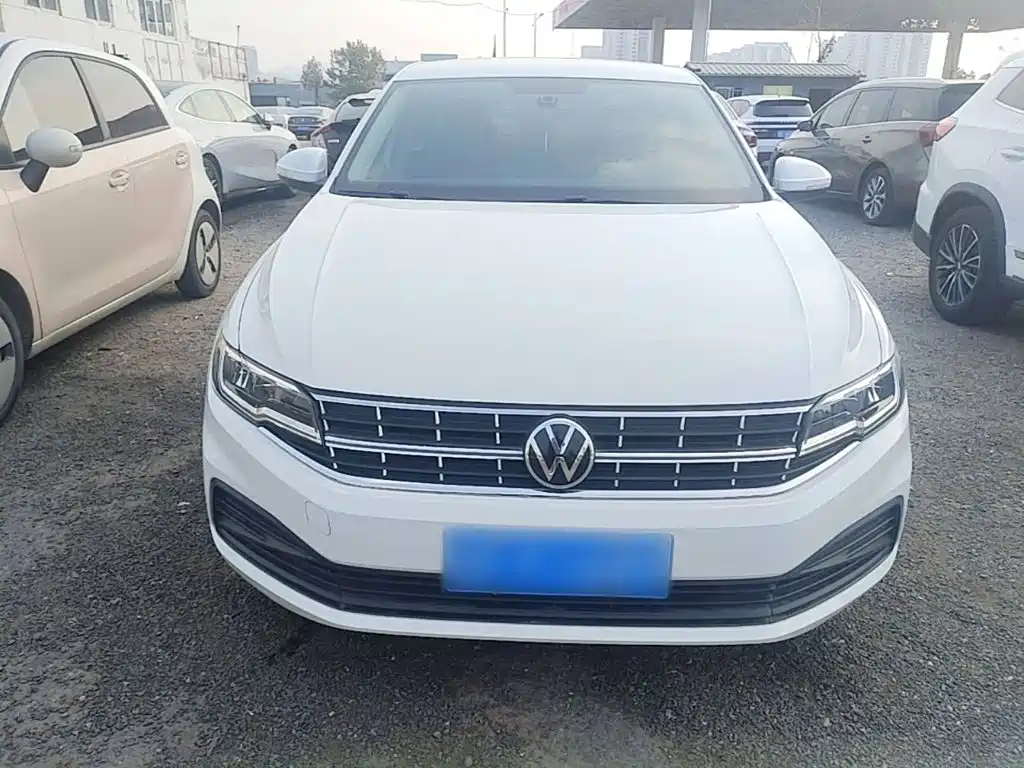 Volkswagen Bora — миниатюра 3