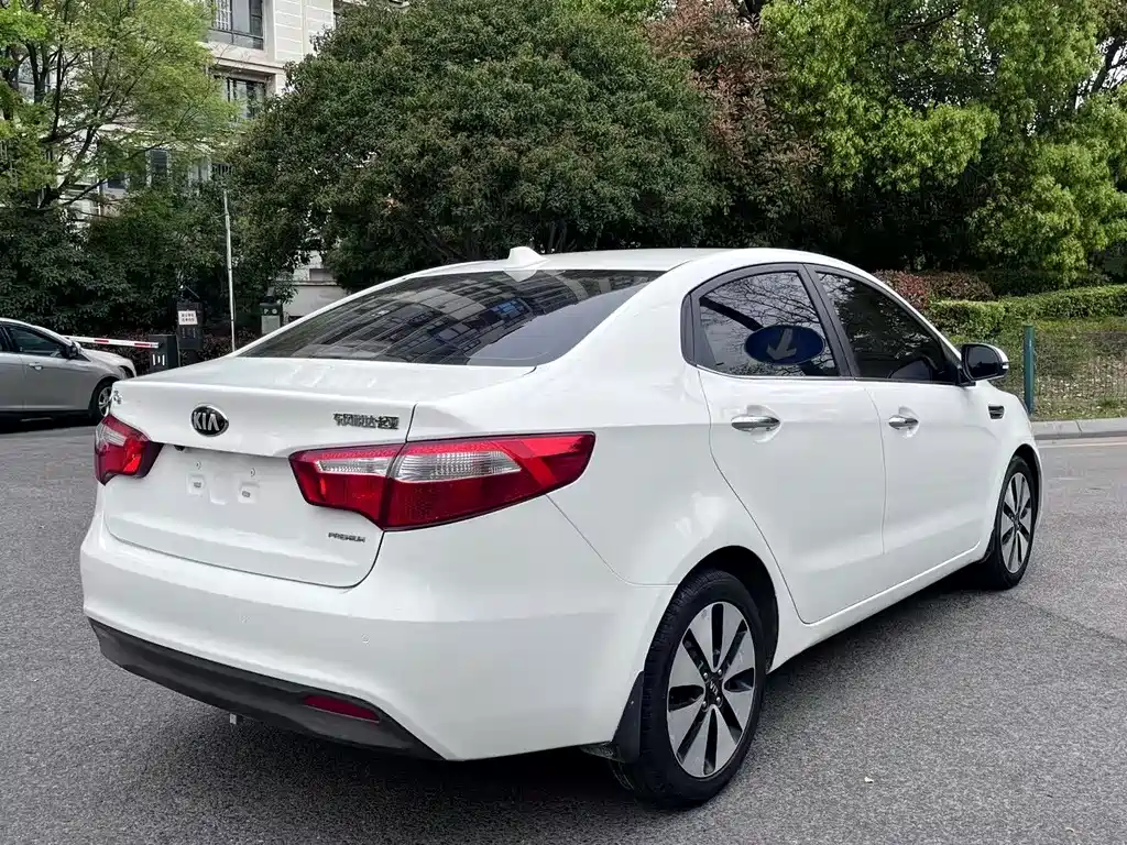 Kia K2 — миниатюра 4