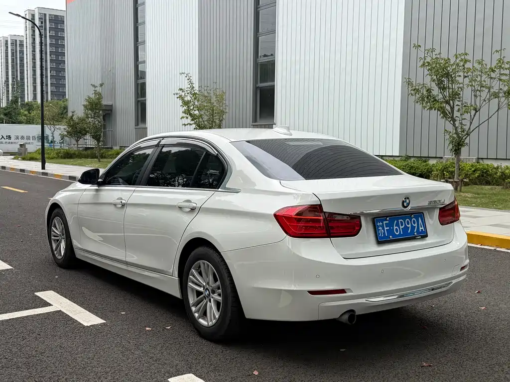 BMW 3 Series — миниатюра 6