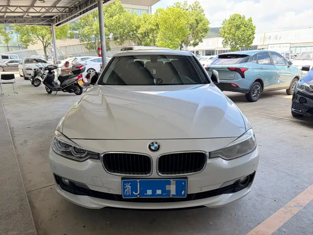 BMW 3 Series — миниатюра 2
