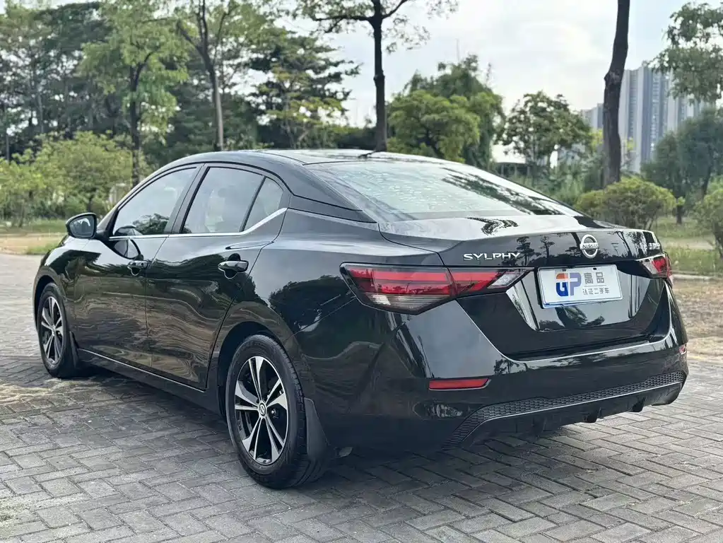 Nissan Sylphy — миниатюра 4
