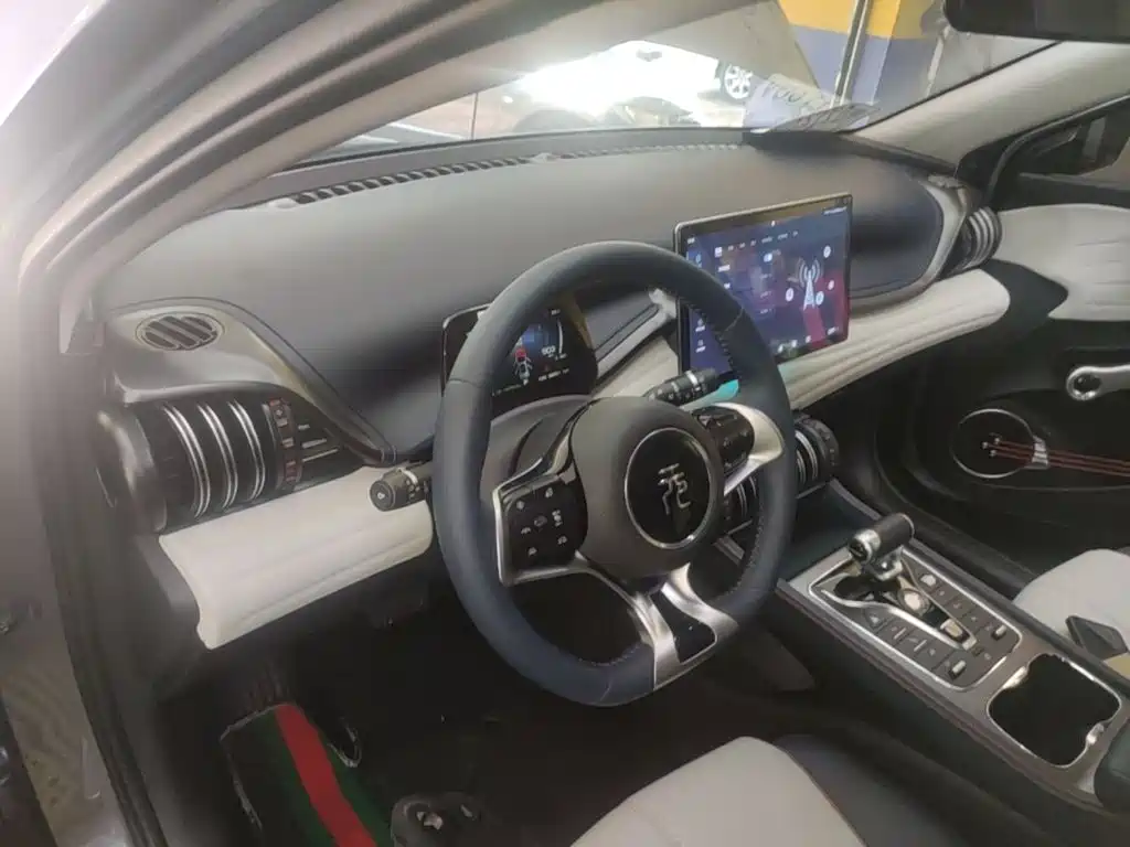 BYD Yuan Plus — миниатюра 10