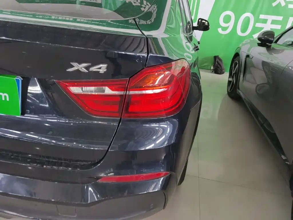 BMW X4 — миниатюра 8
