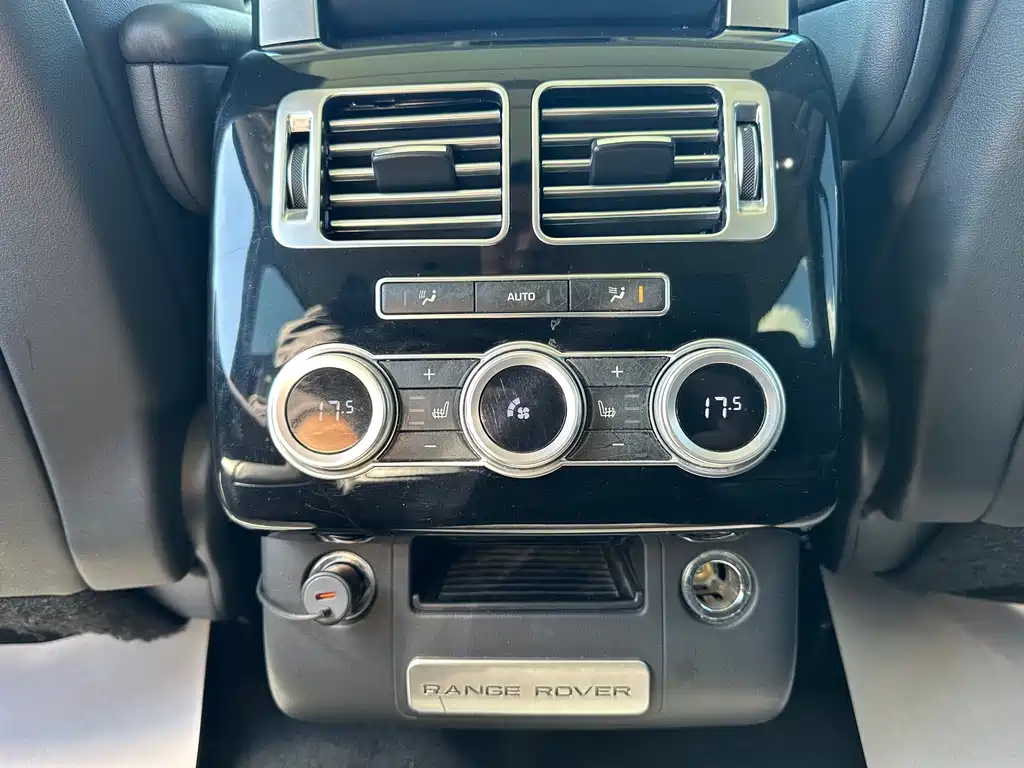 Land Rover Range Rover — миниатюра 14